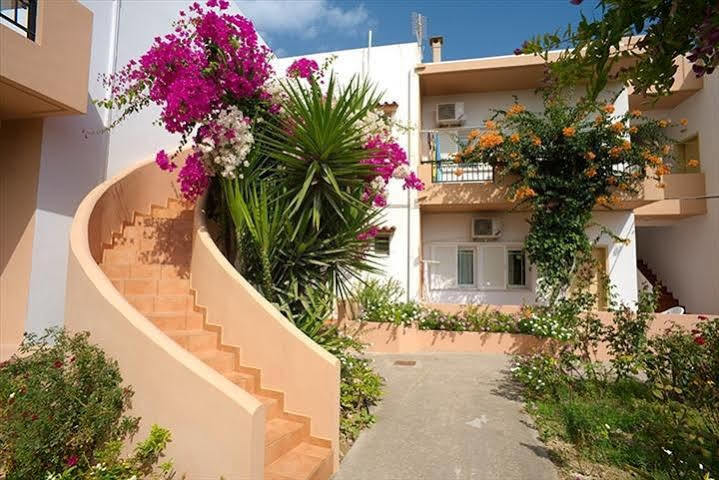 Yannis Apartments Amoudara Lasithiou エクステリア 写真